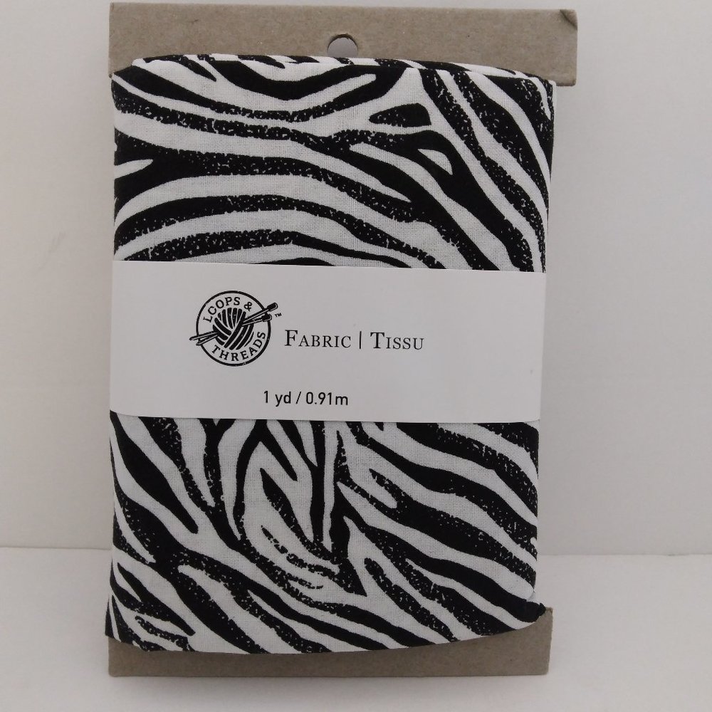 Loops & Threads Zebra 1 Yard Fabric‎ Black White Pattern Quilting Crafts Sewing